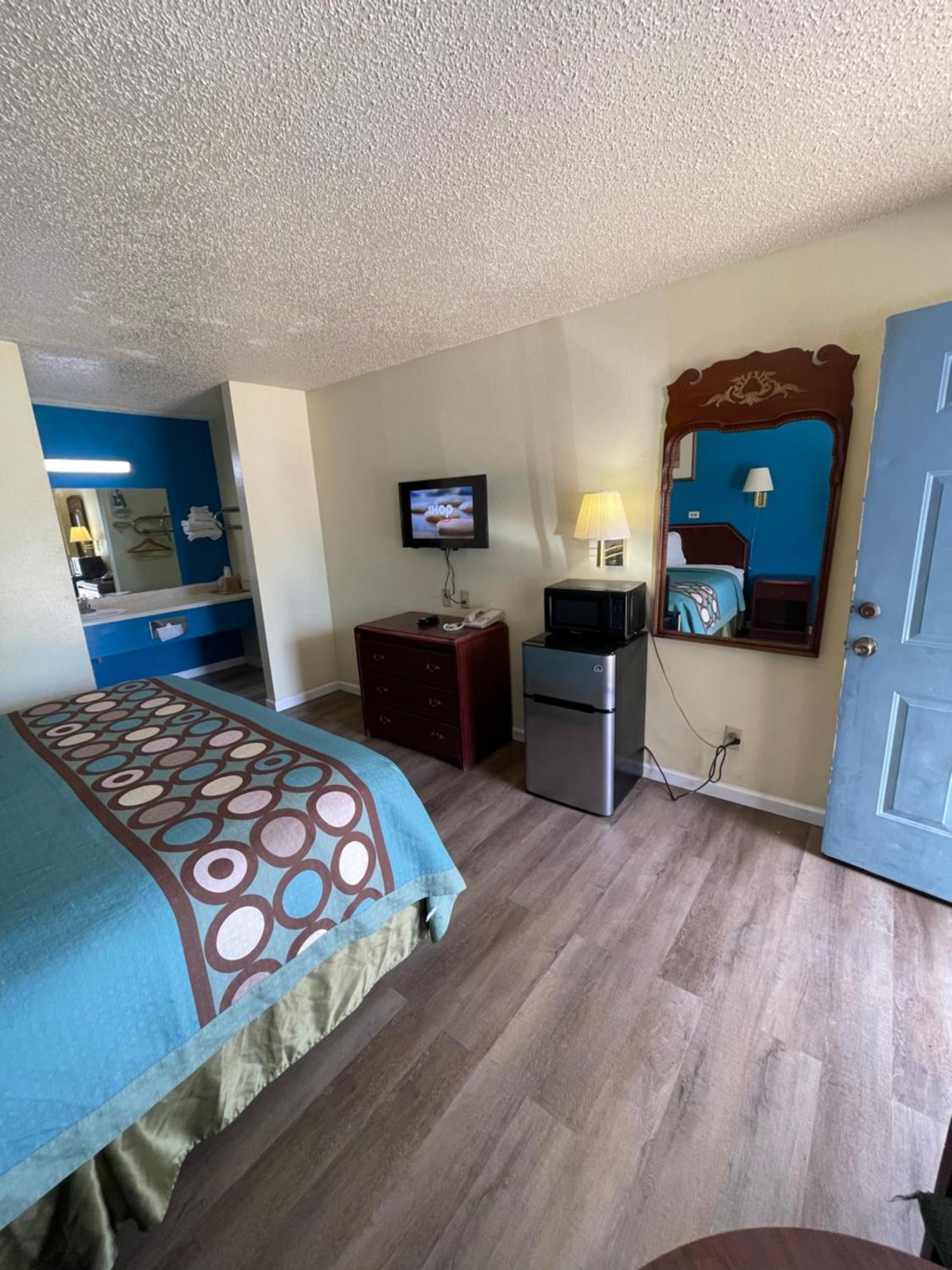 Executive Inn Маунтин Хоум Екстериор снимка