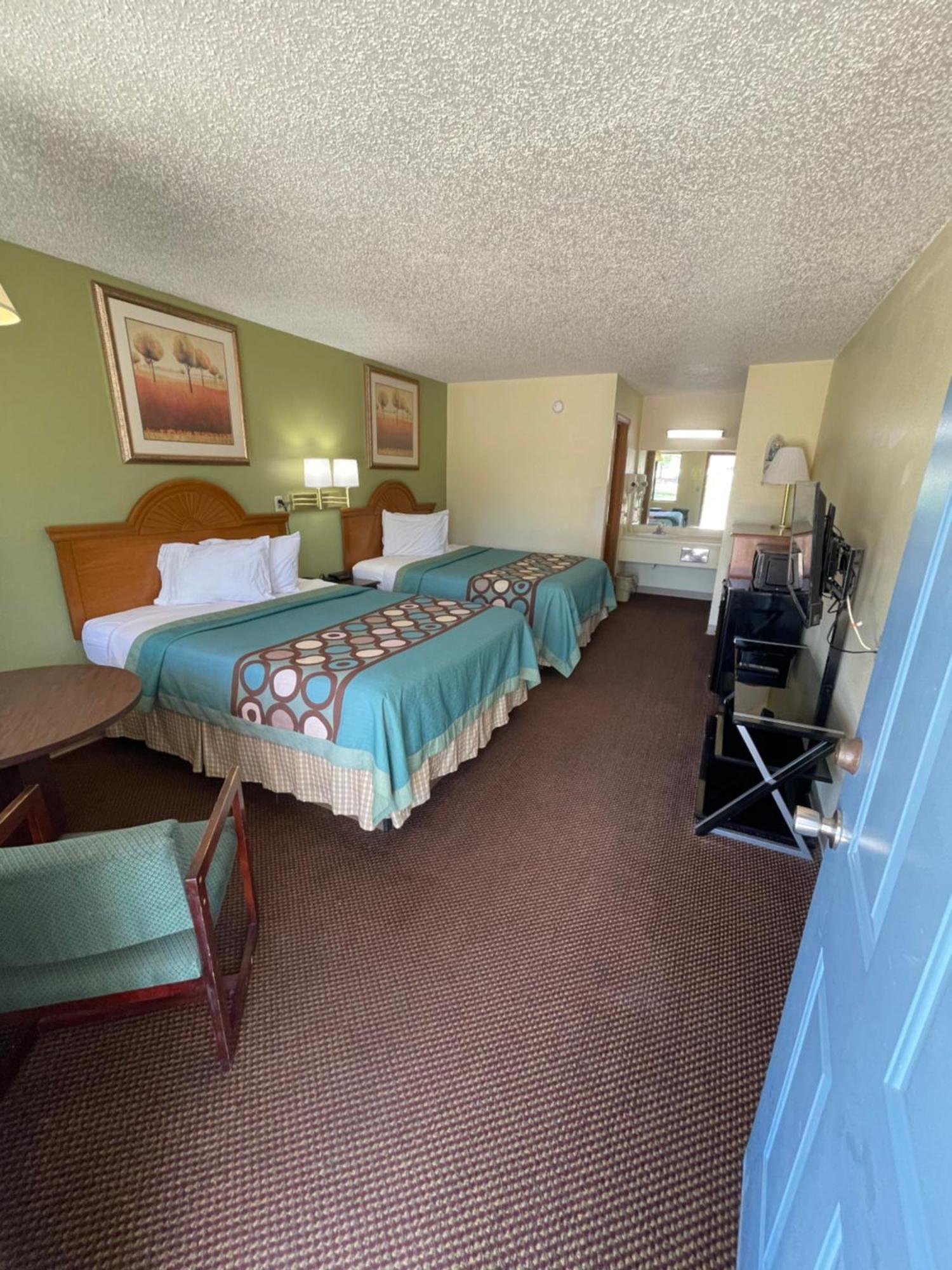 Executive Inn Маунтин Хоум Екстериор снимка