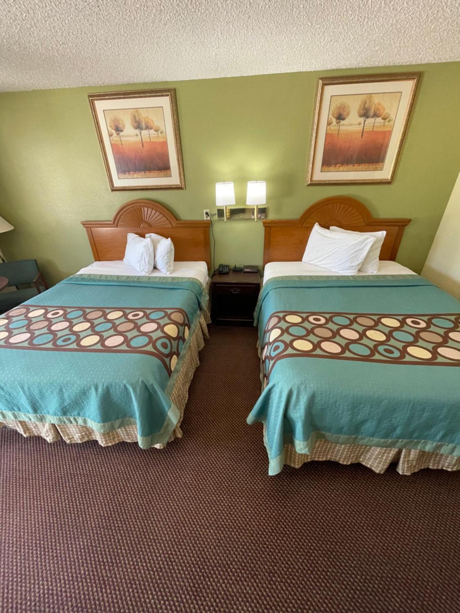 Executive Inn Маунтин Хоум Екстериор снимка