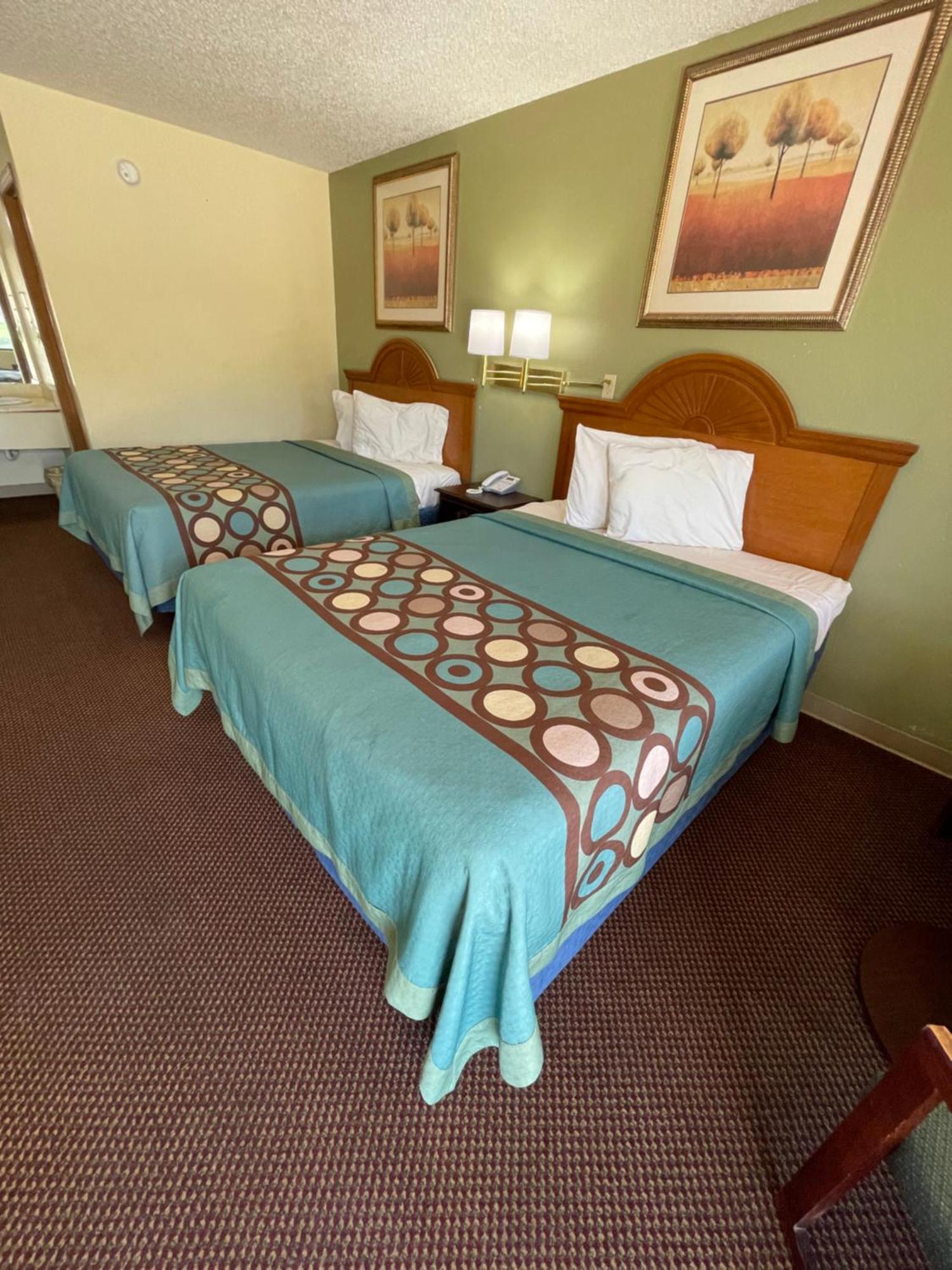Executive Inn Маунтин Хоум Екстериор снимка